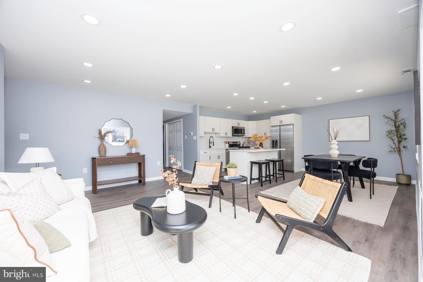 352 Gatewater Court #a photo 13