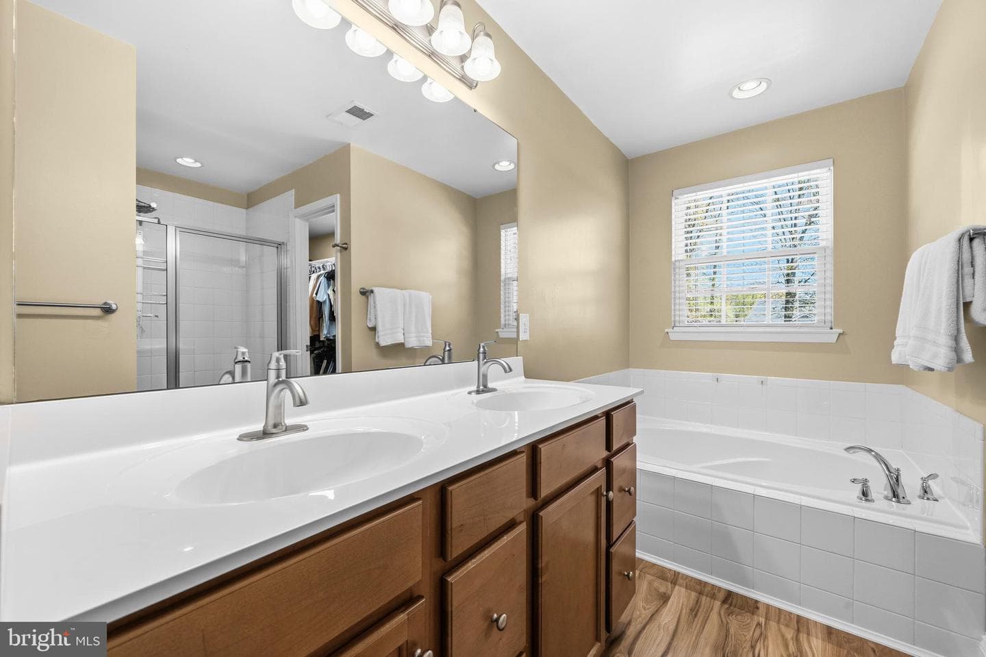 809 Janet Dale Lane photo 35