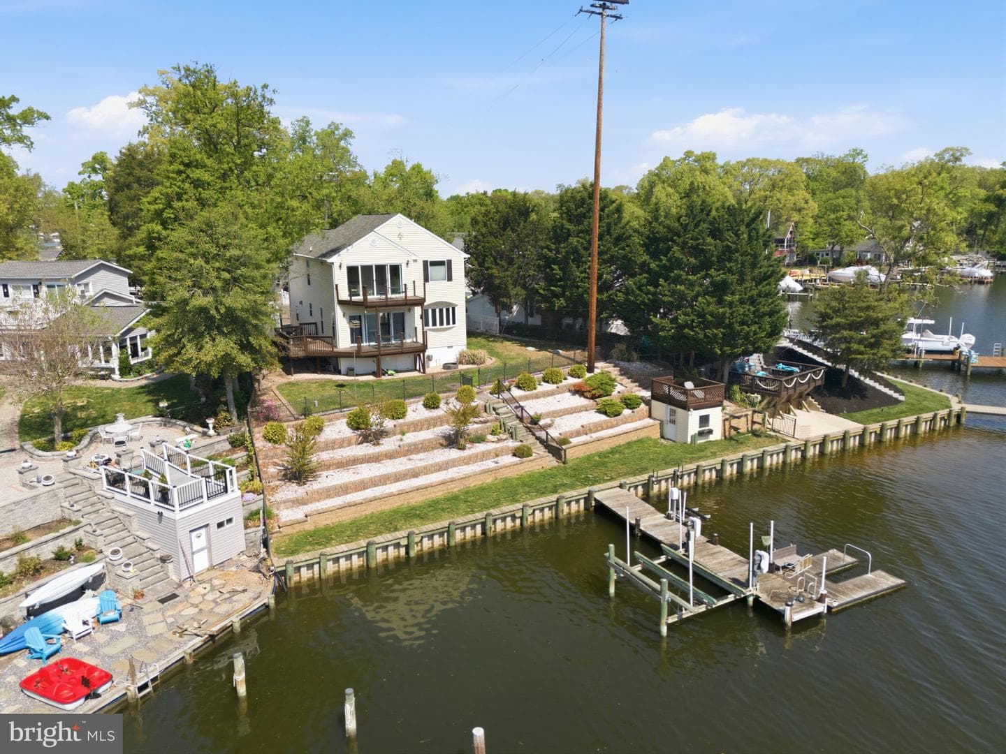 426 Riverside Drive photo 33