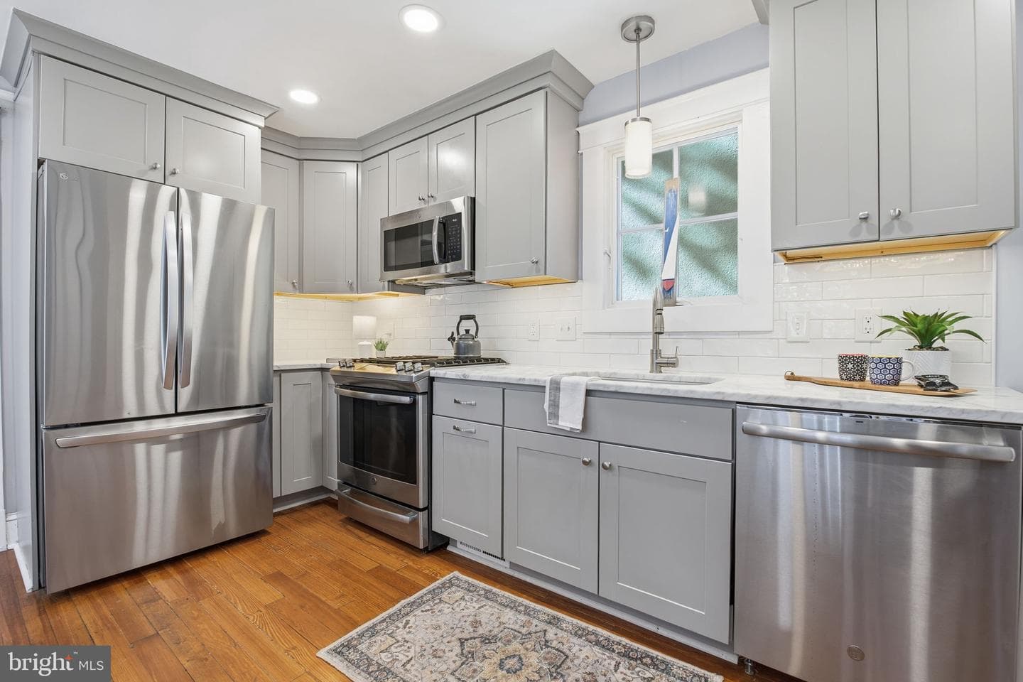 46 Lafayette Avenue photo 5