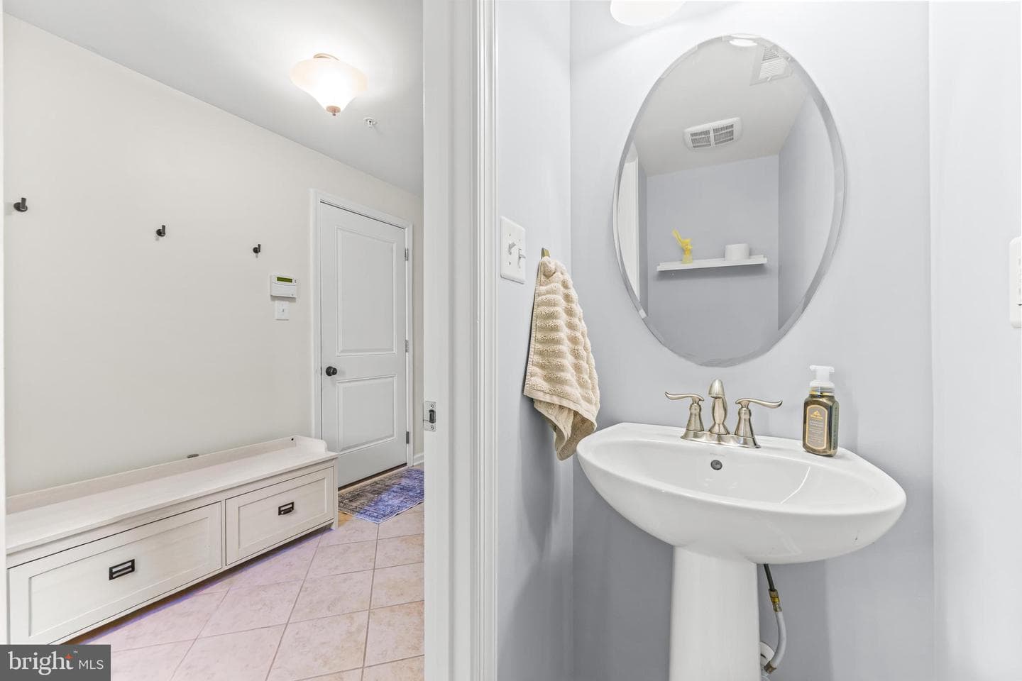 723 Apple Orchard Drive photo 12