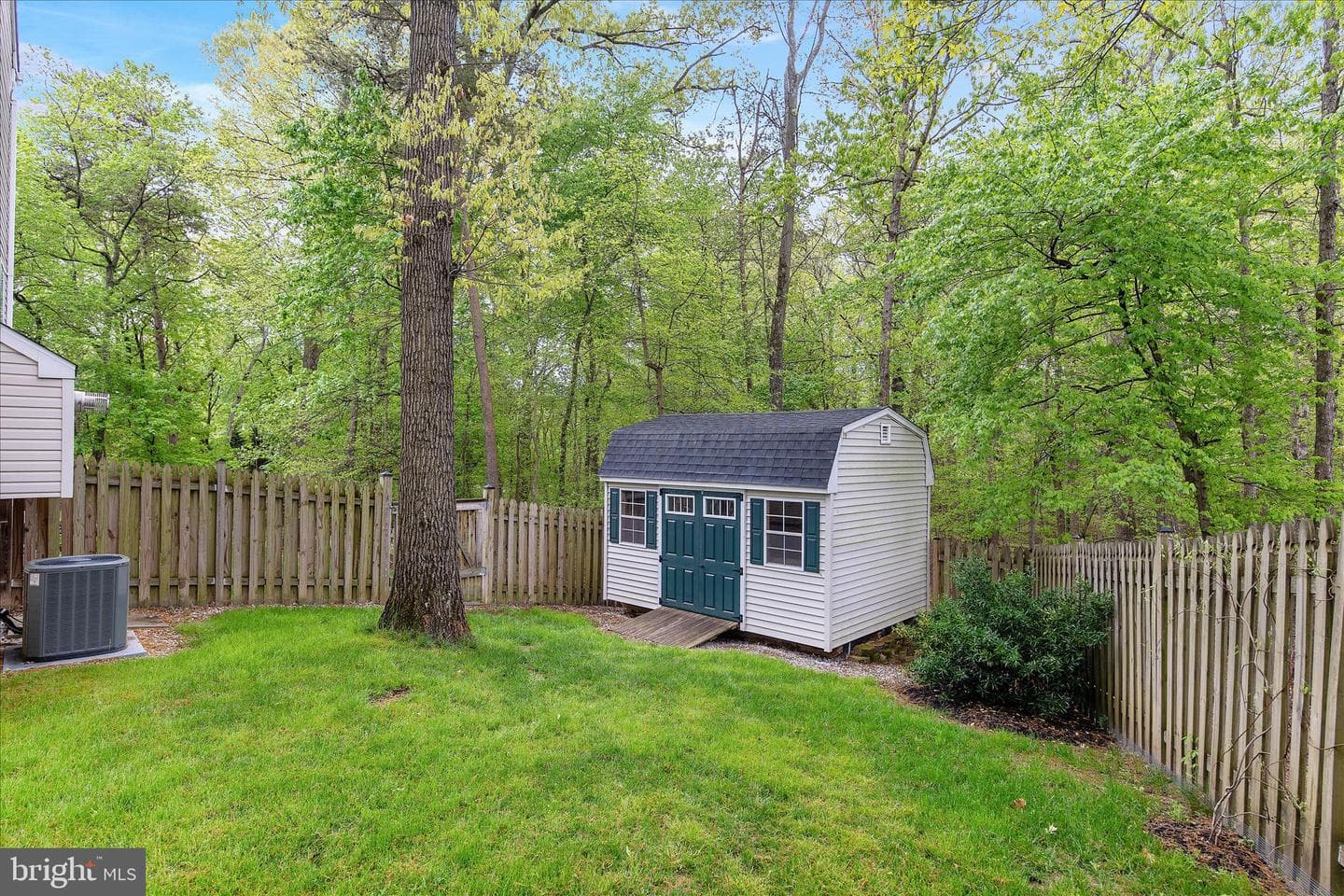 1805 Disney Estates Circle photo 38
