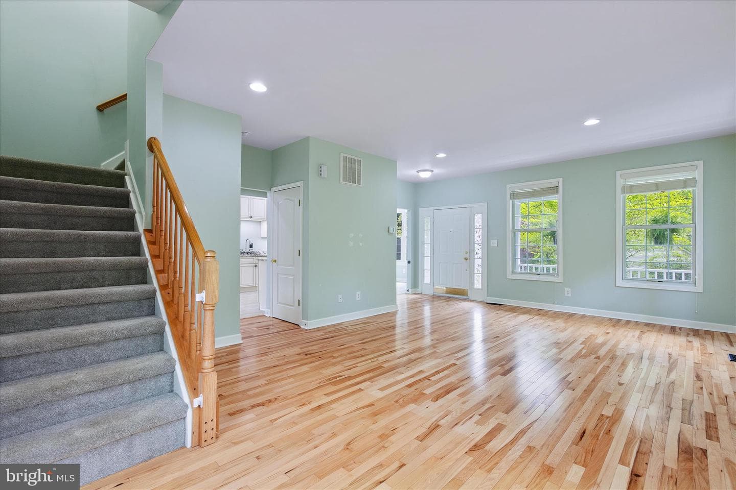 1805 Disney Estates Circle photo 7