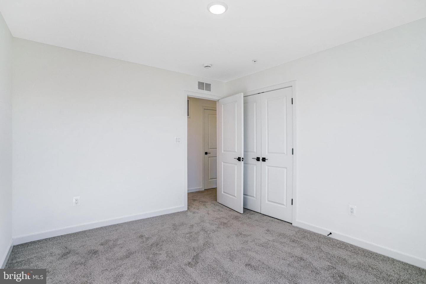 5737 Howard Drive photo 44