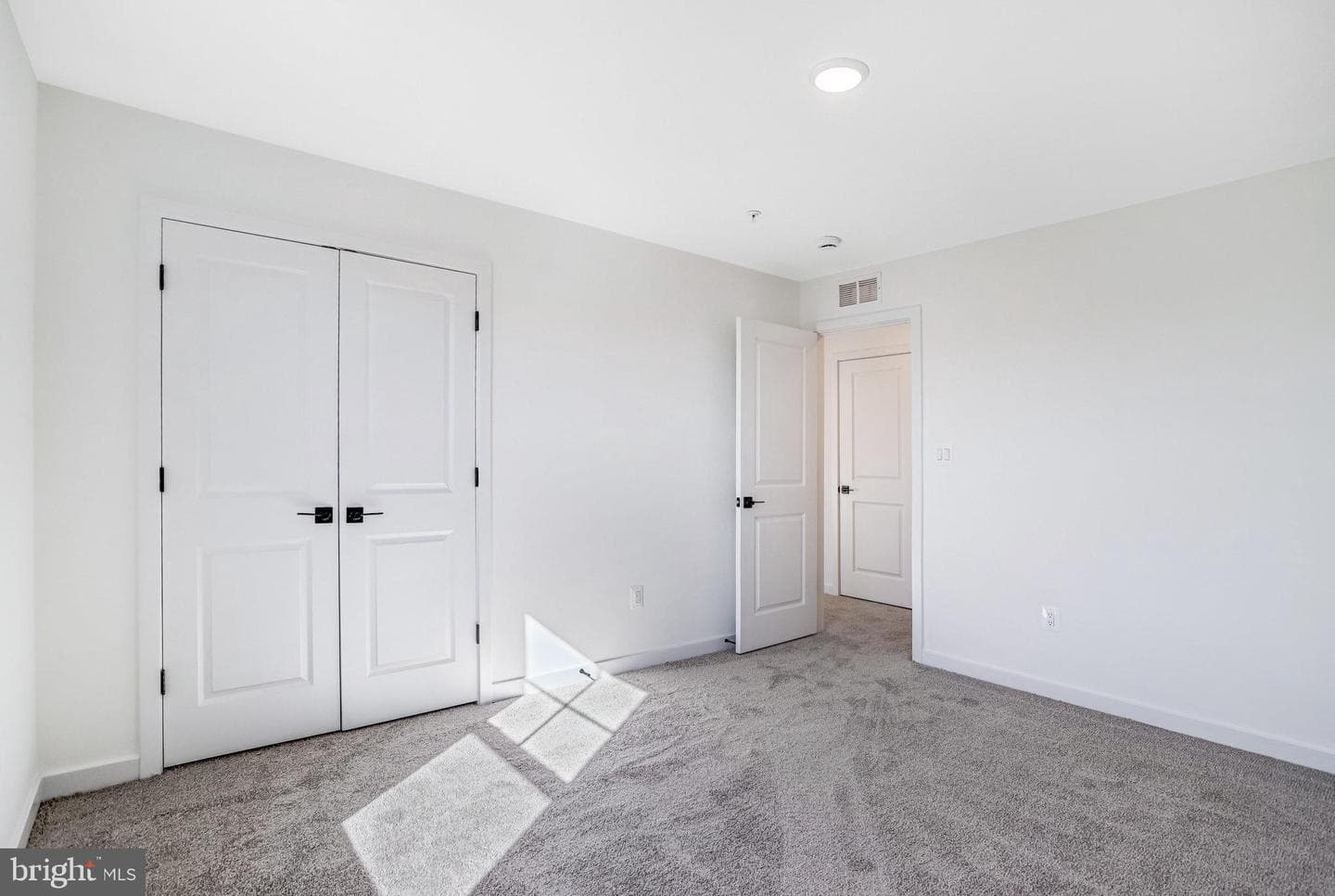 5737 Howard Drive photo 46