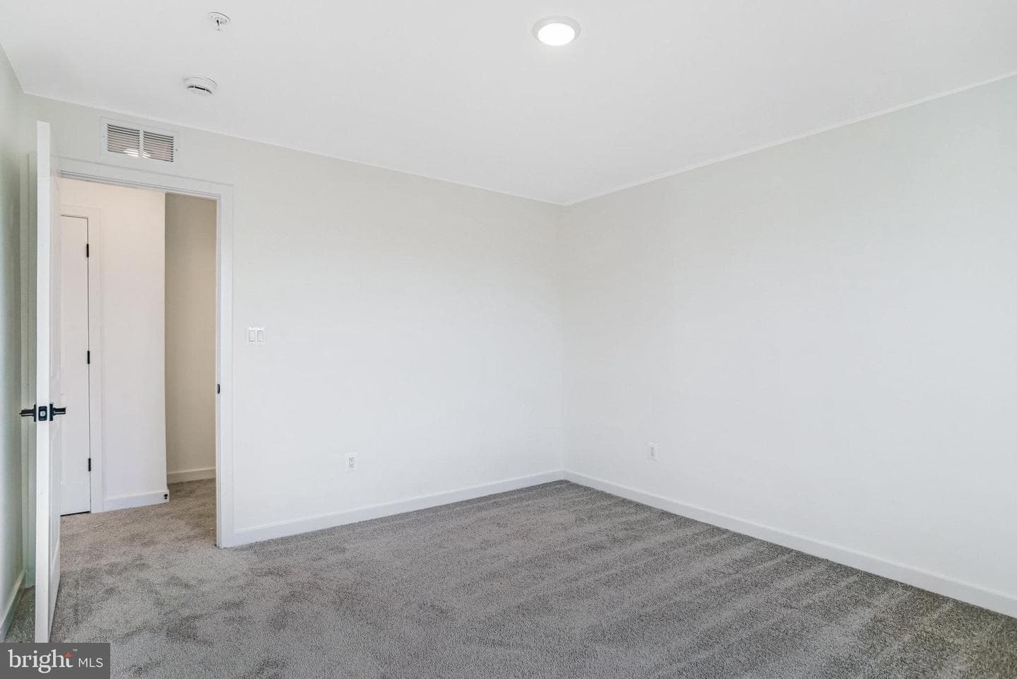 5737 Howard Drive photo 47