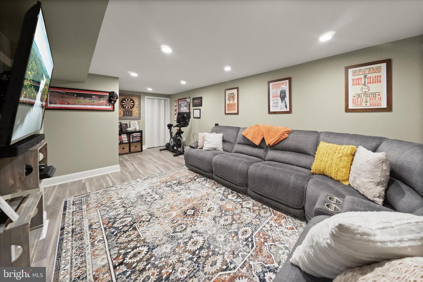 7905 E Riverside Drive photo 27