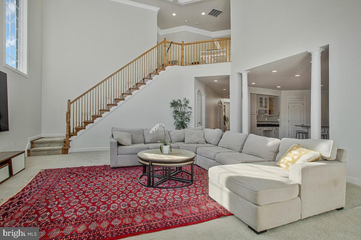 27 Hunting Court photo 20