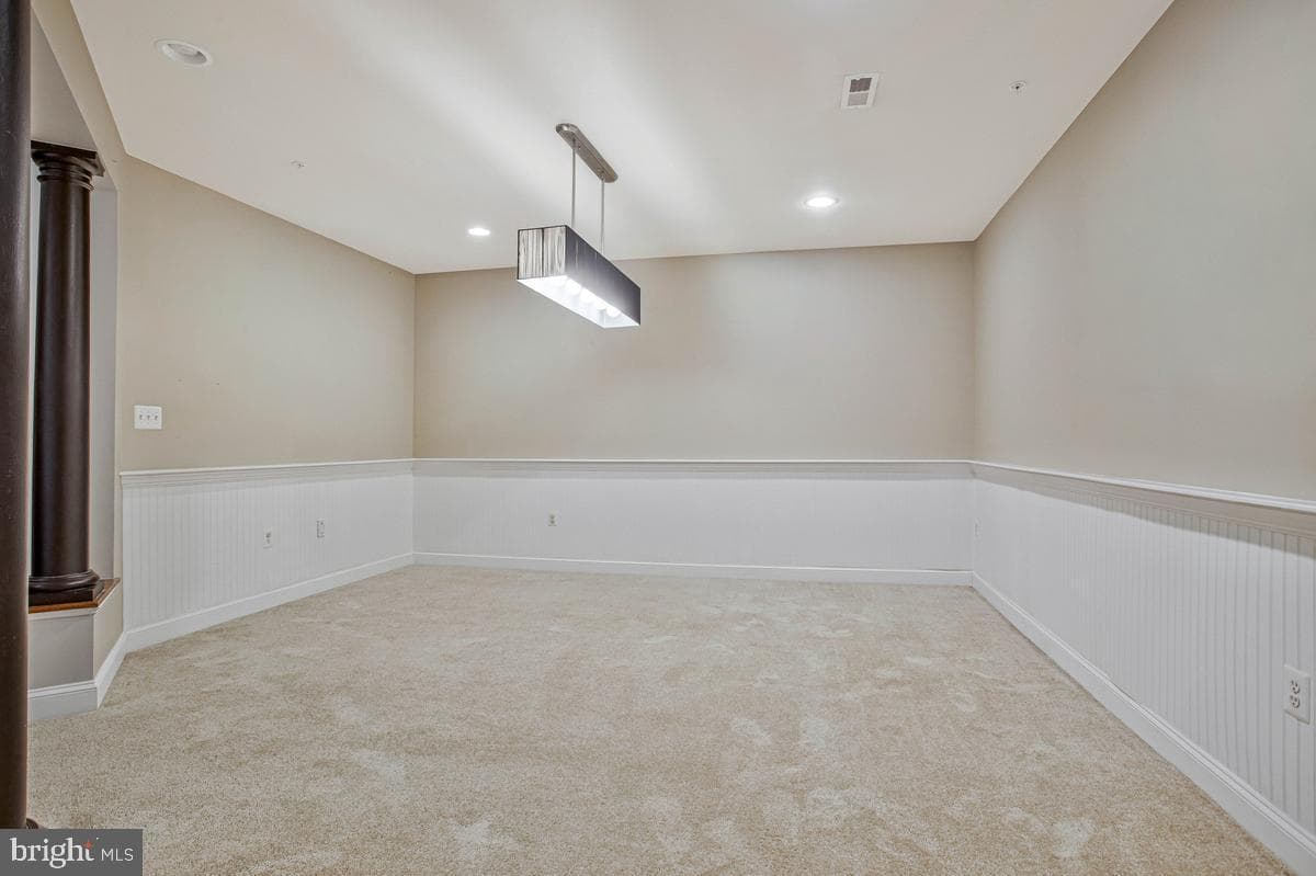 27 Hunting Court photo 61