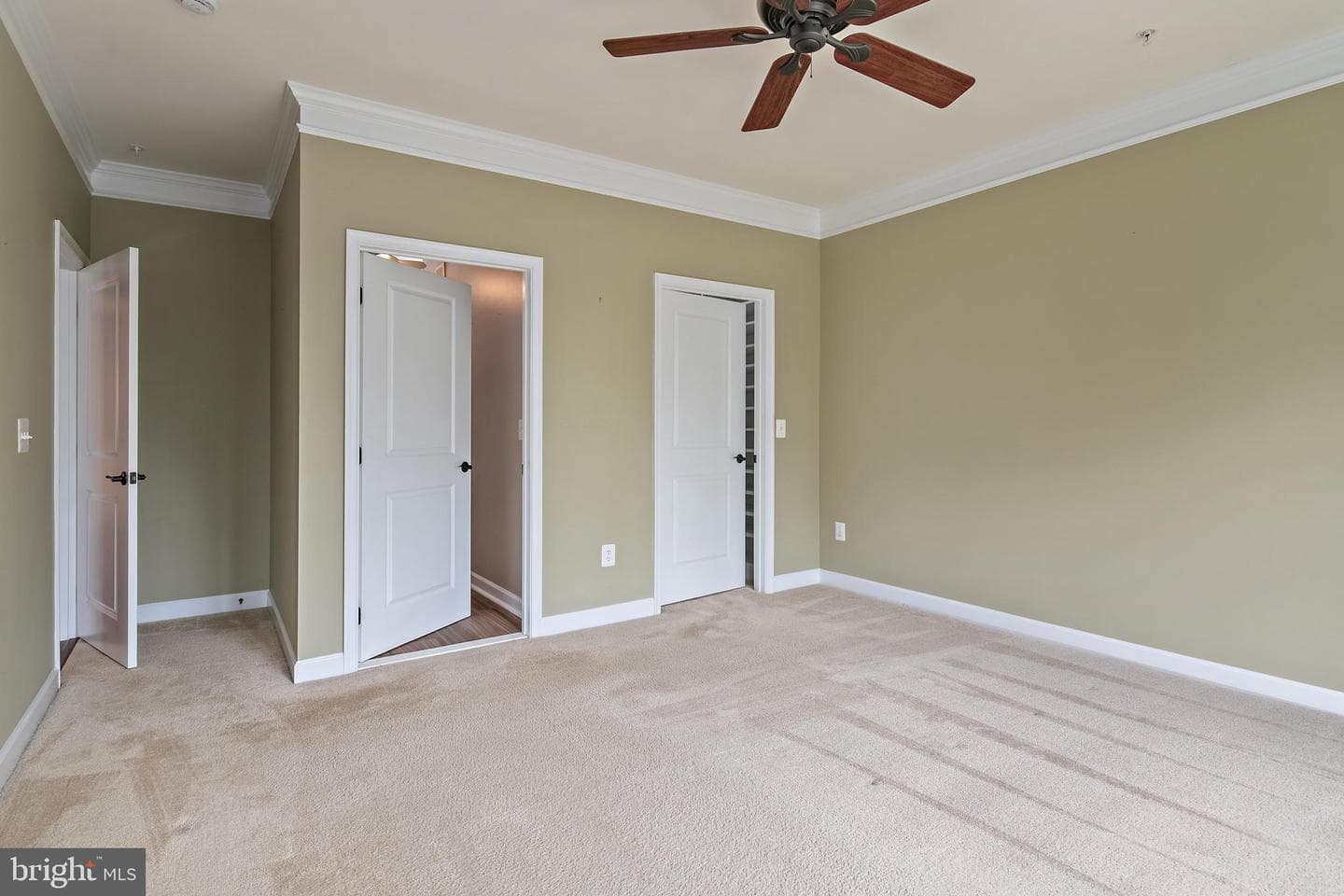 1523 Enyart Way #102 photo 25