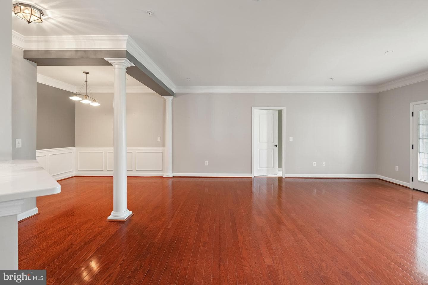 1523 Enyart Way #102 photo 3