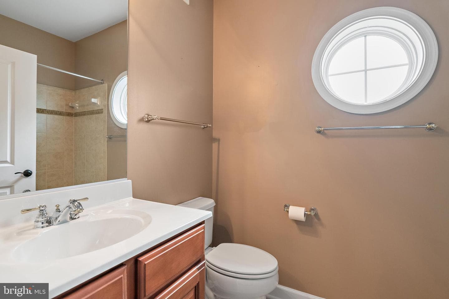 1523 Enyart Way #102 photo 33