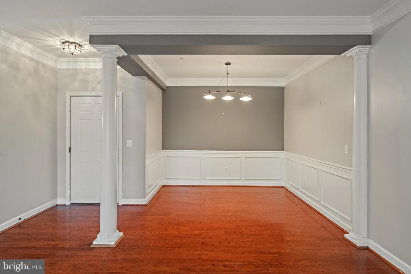 1523 Enyart Way #102 photo 6