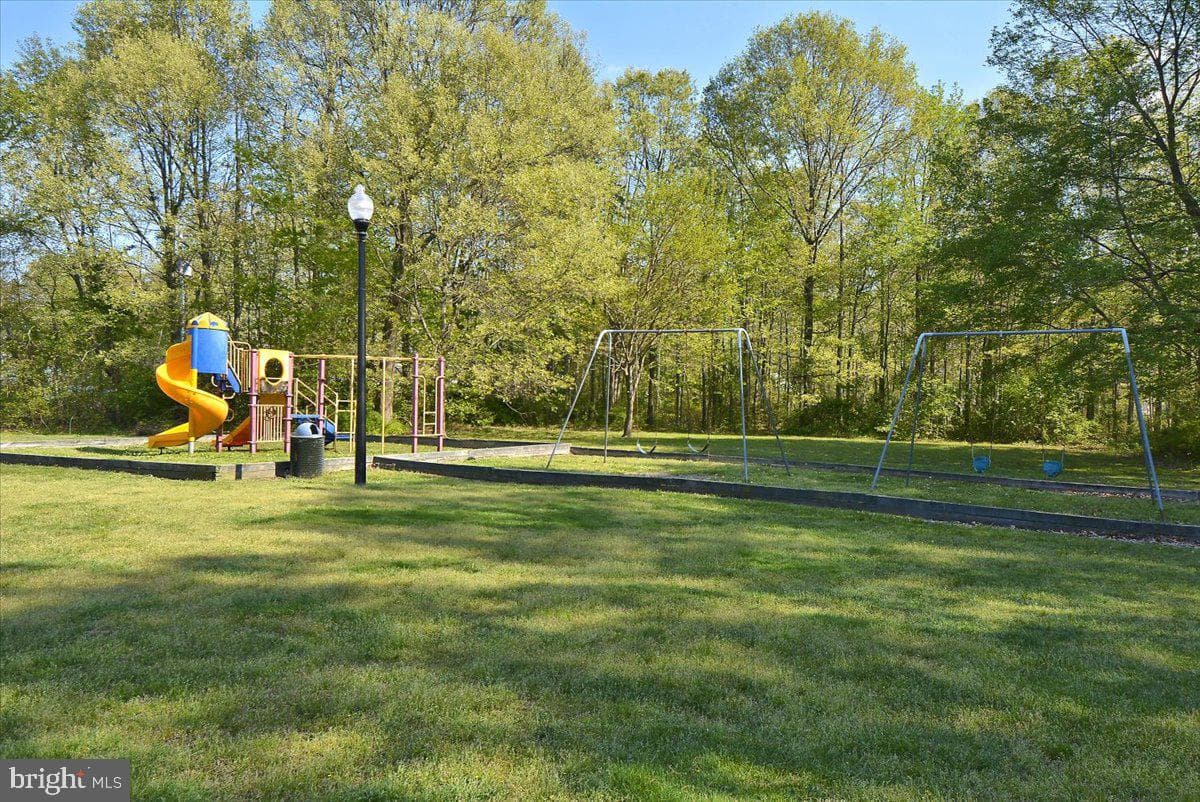 1237a Juniper Street photo 24