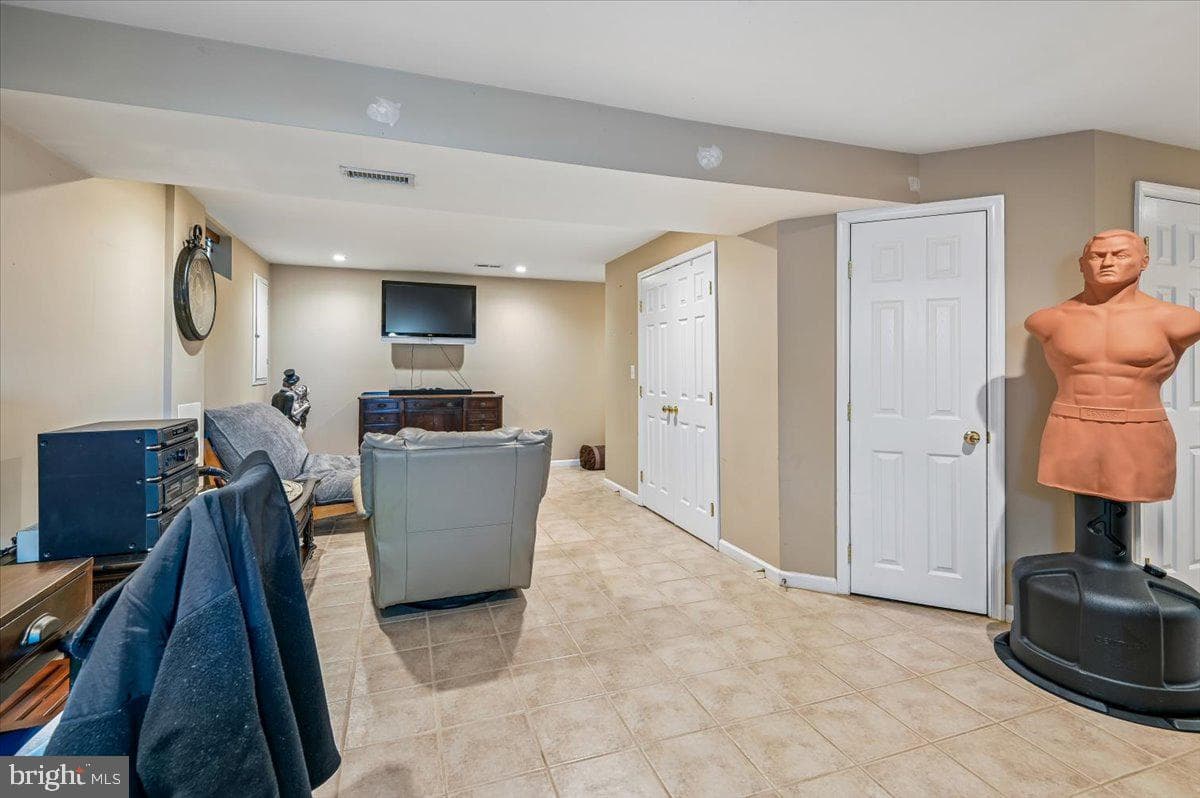 1102 Callisto Court photo 27