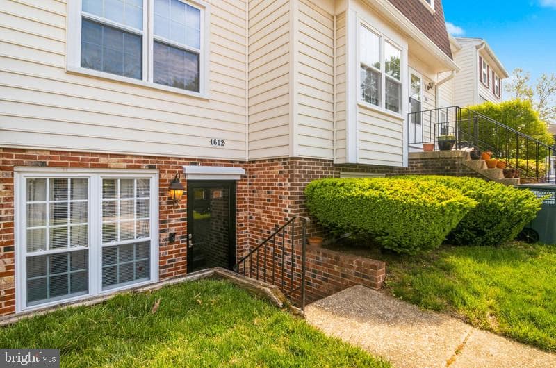 1612 W Bancroft Lane #144, Crofton