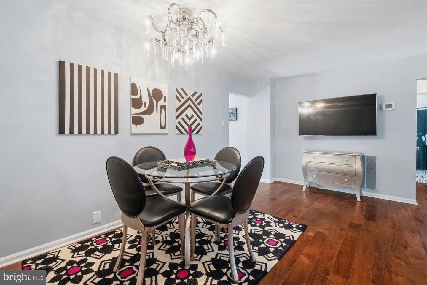 1612 W Bancroft Lane #144 photo 6
