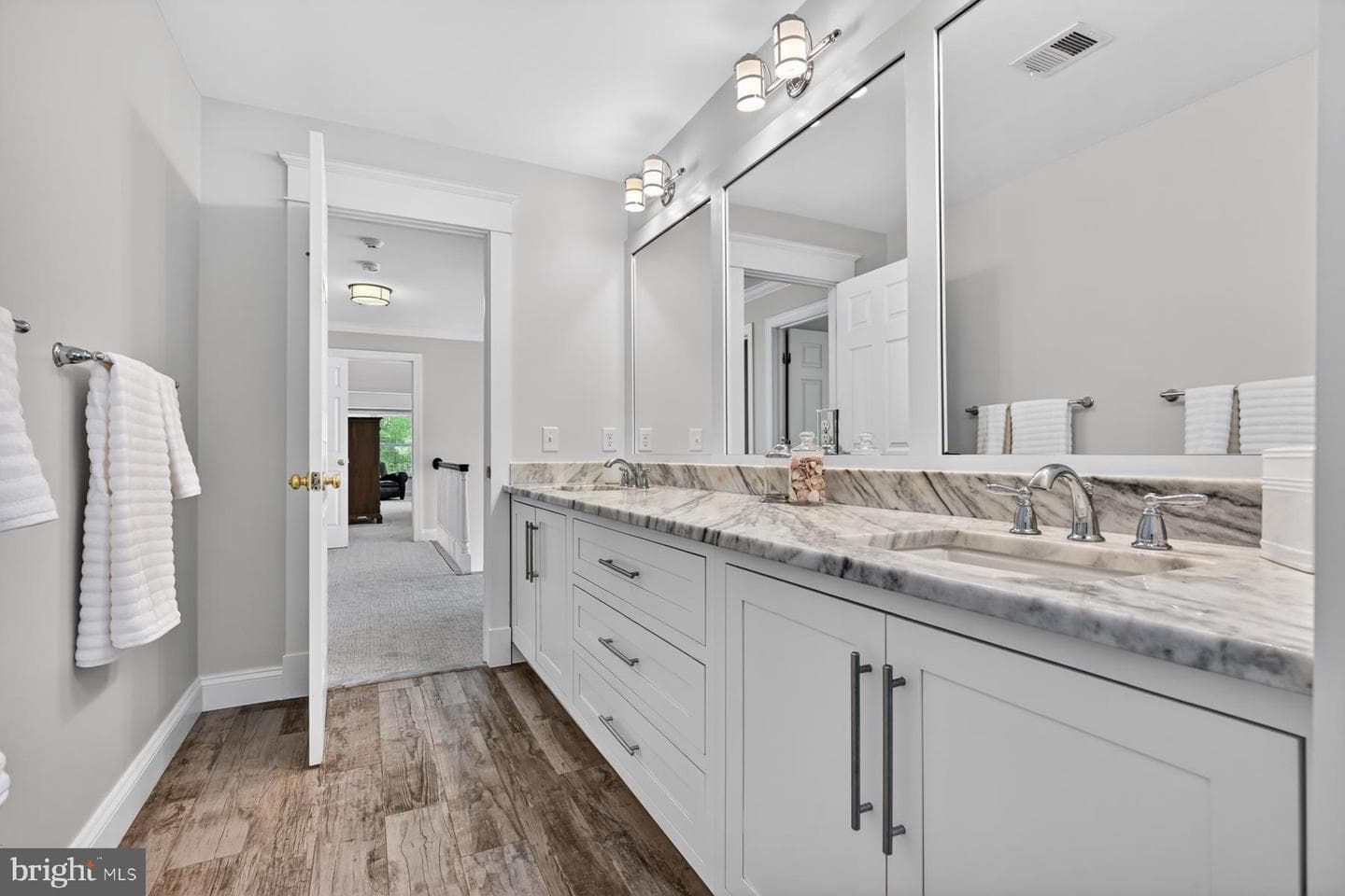 1207 Thomas Point Court photo 40