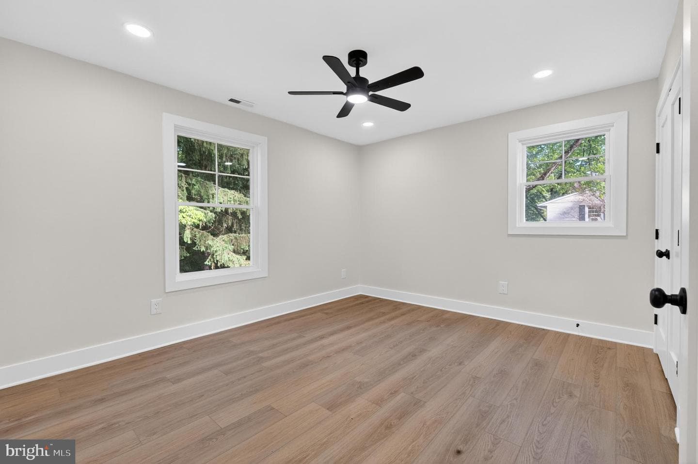 358 Prestonfield Lane photo 32