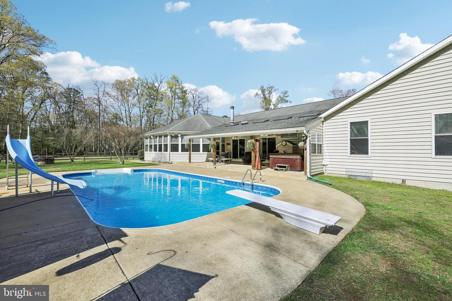 54 Dayton Drive photo 6