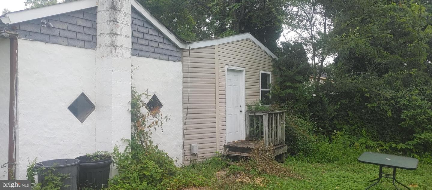 400 Summit Avenue photo 3