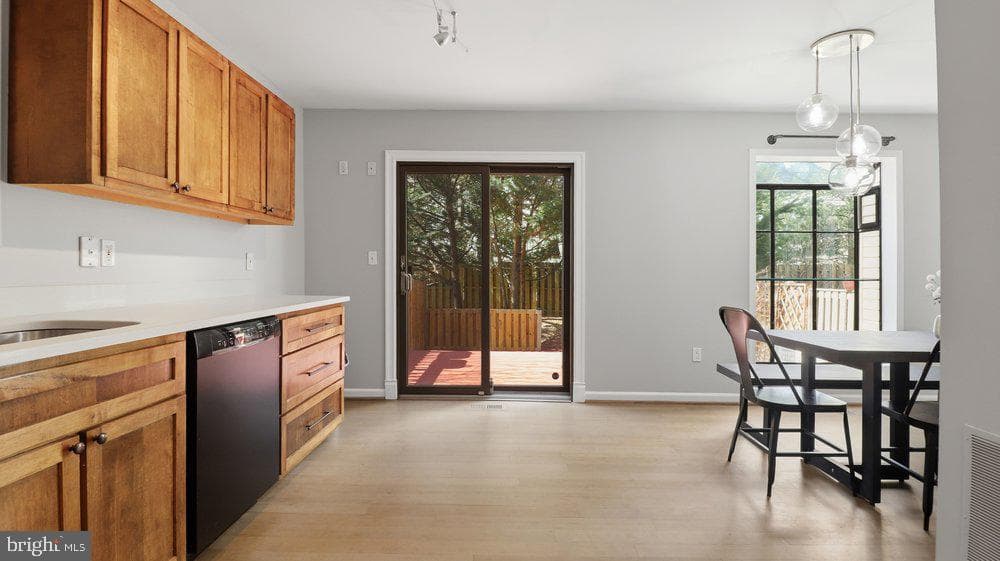 12 Muir Woods Court photo 3
