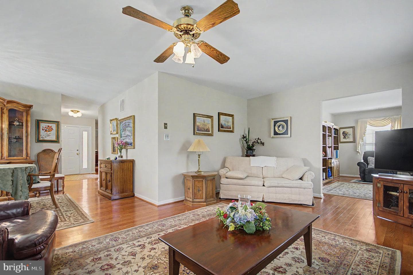837 Boatswain Way photo 10