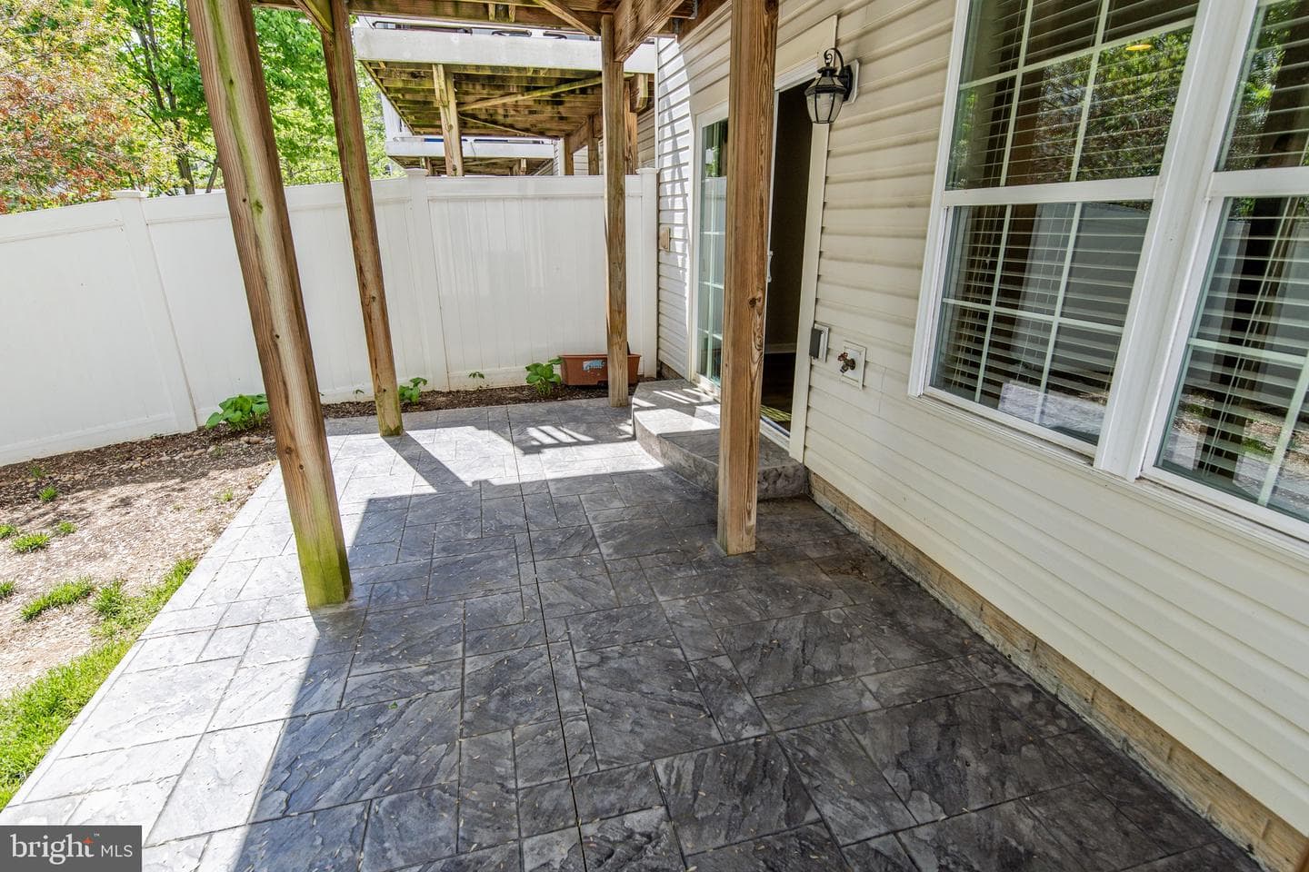 8609 Red Rock Lane photo 32