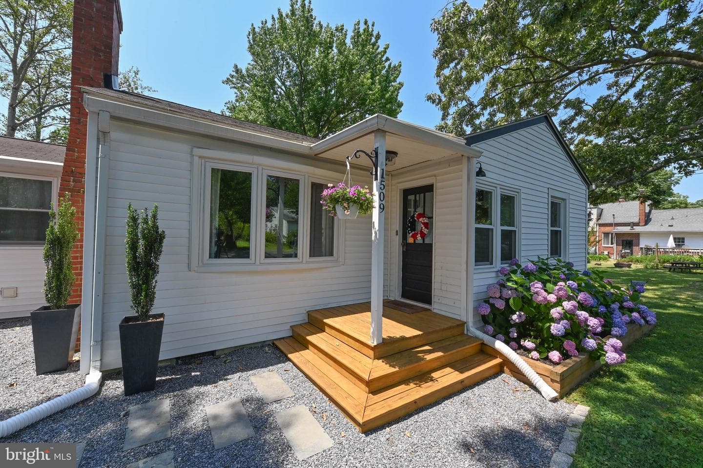 1509 Callaway Drive photo 3