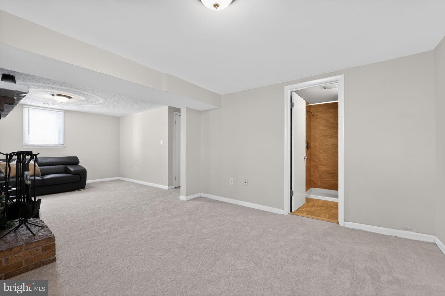 600 Oakwood Road photo 10