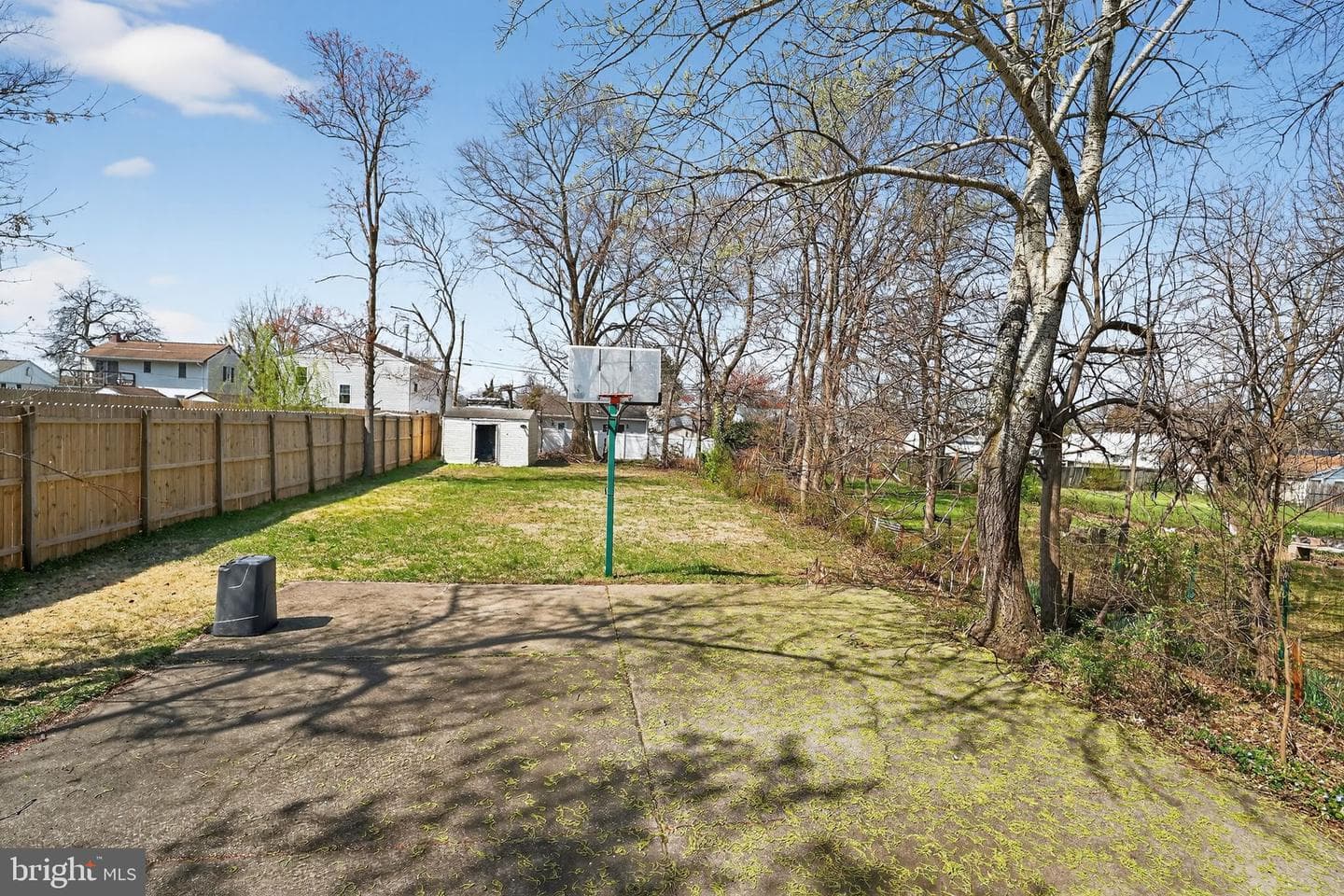 600 Oakwood Road photo 15