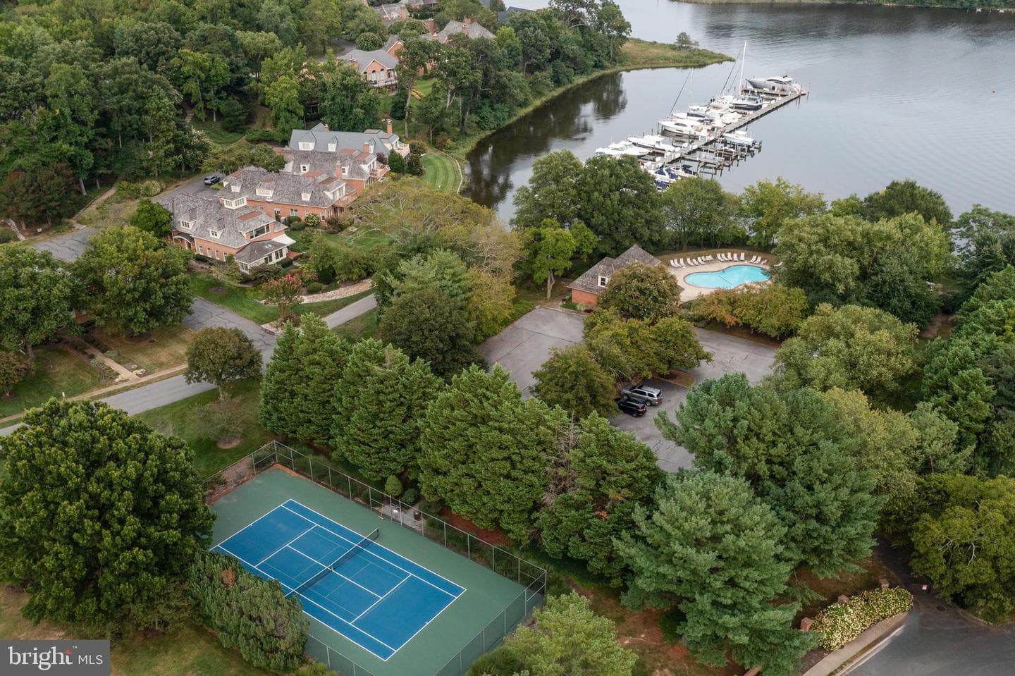 150 S River Landing Road photo 49