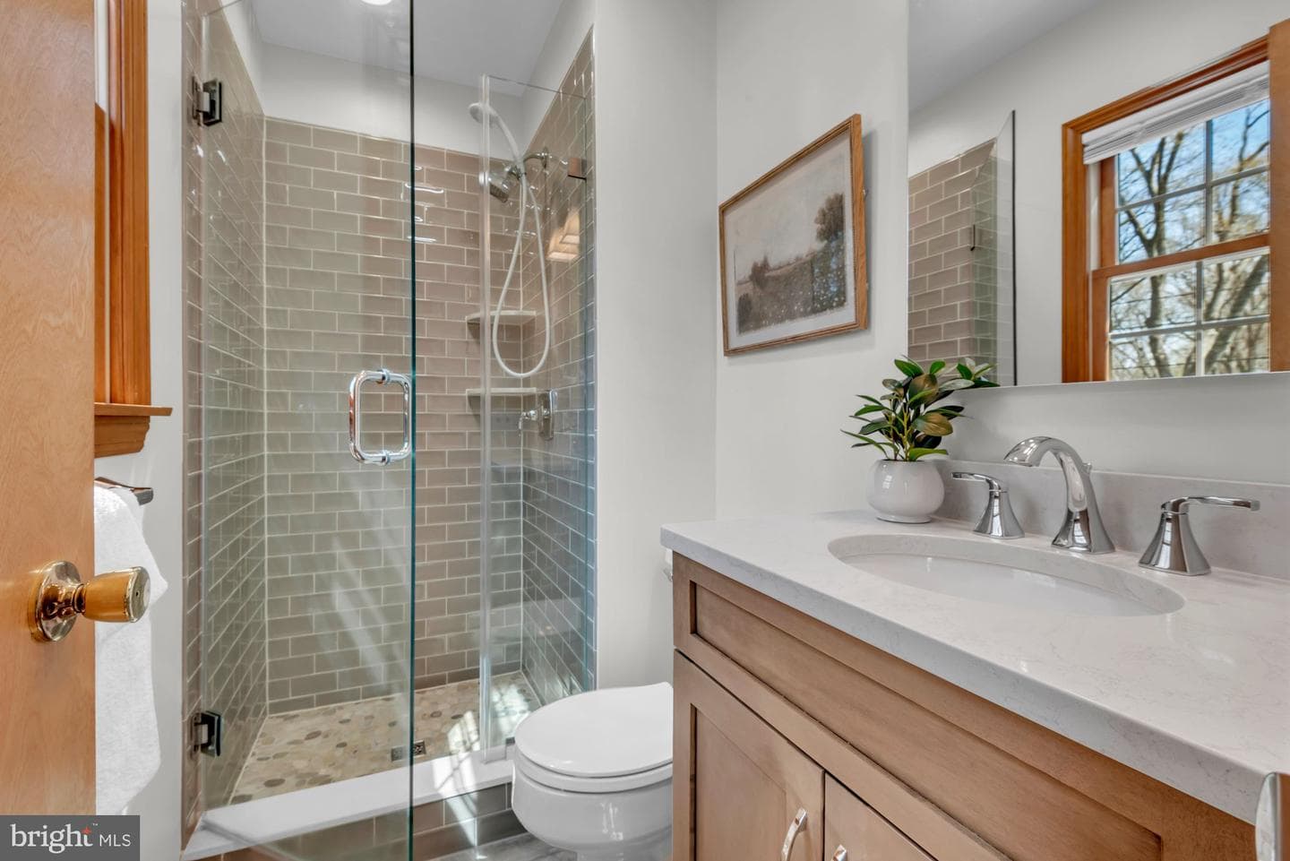 179 Grosvenor Lane photo 32