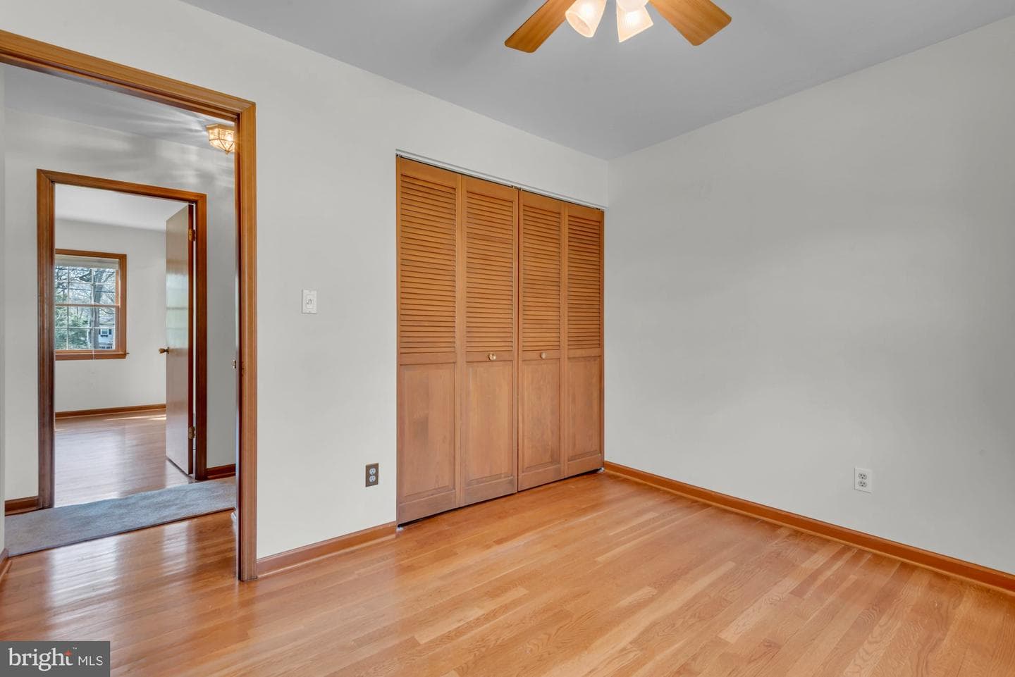 179 Grosvenor Lane photo 34