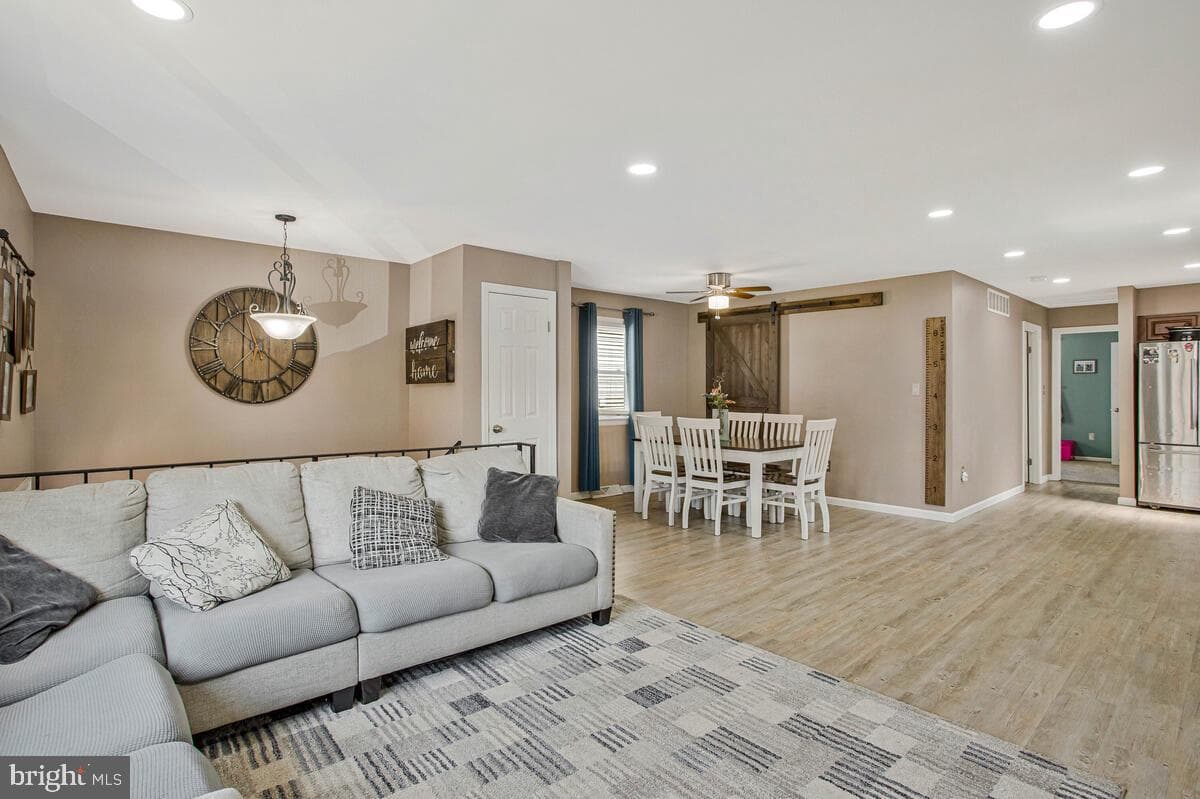 1615 Ruxton Road photo 9