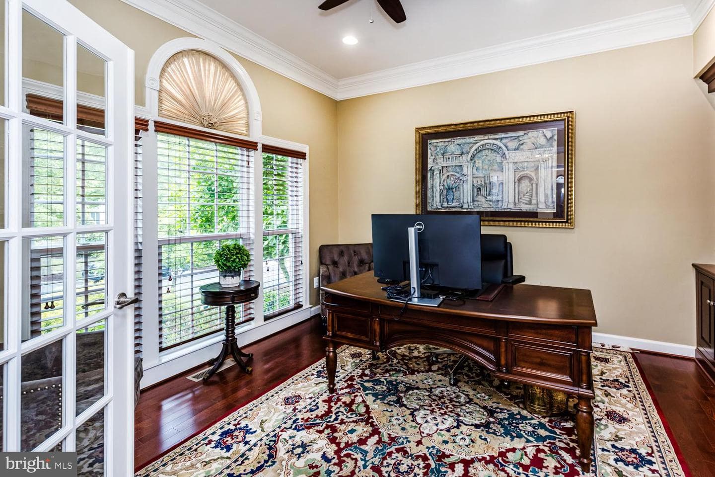 306 Grindstone Drive photo 4