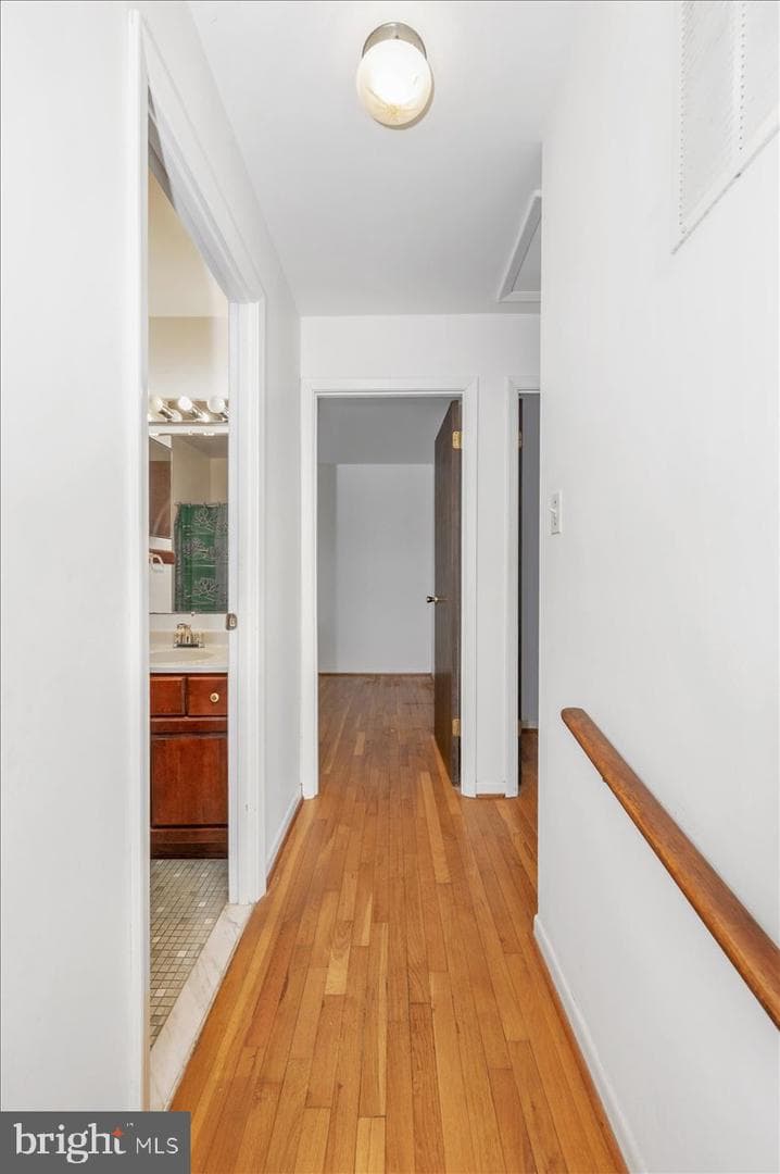 1300 Holliben Road photo 19