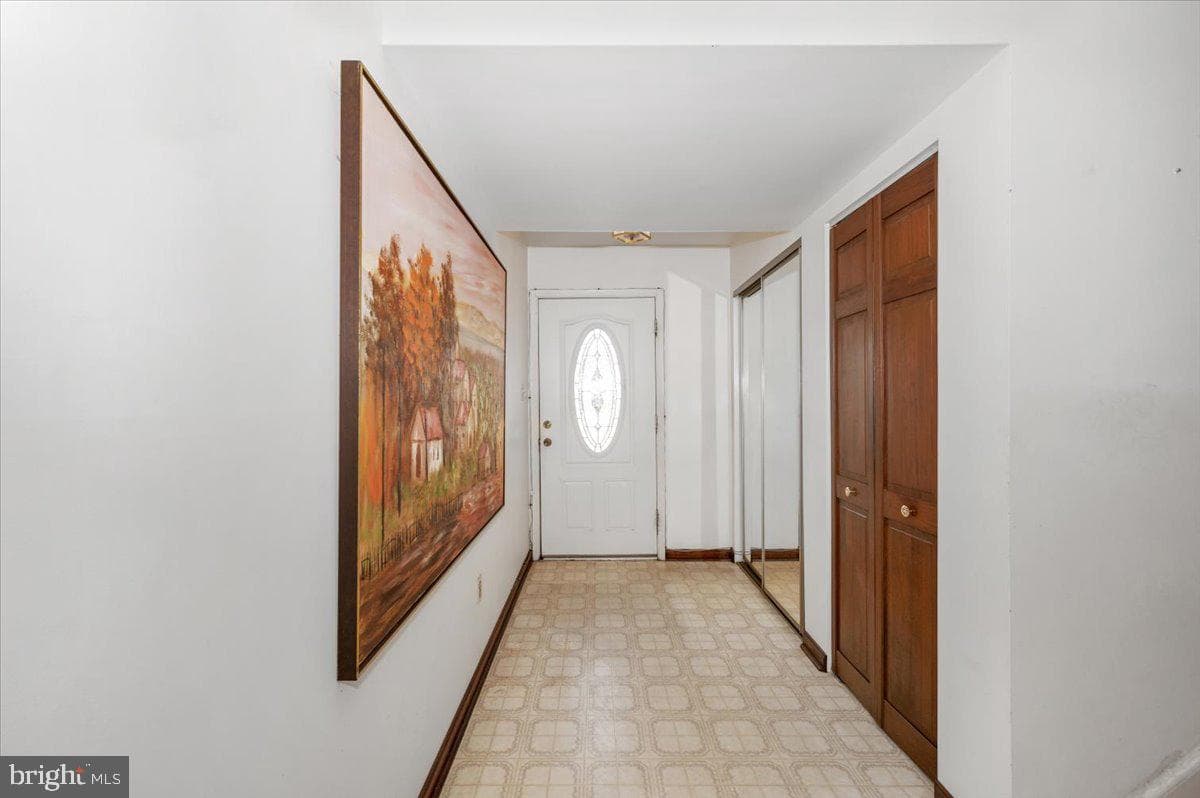 1300 Holliben Road photo 3