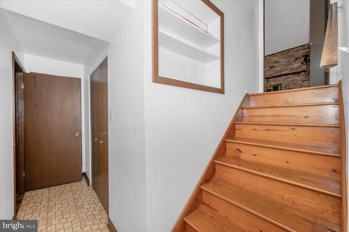 1300 Holliben Road photo 44