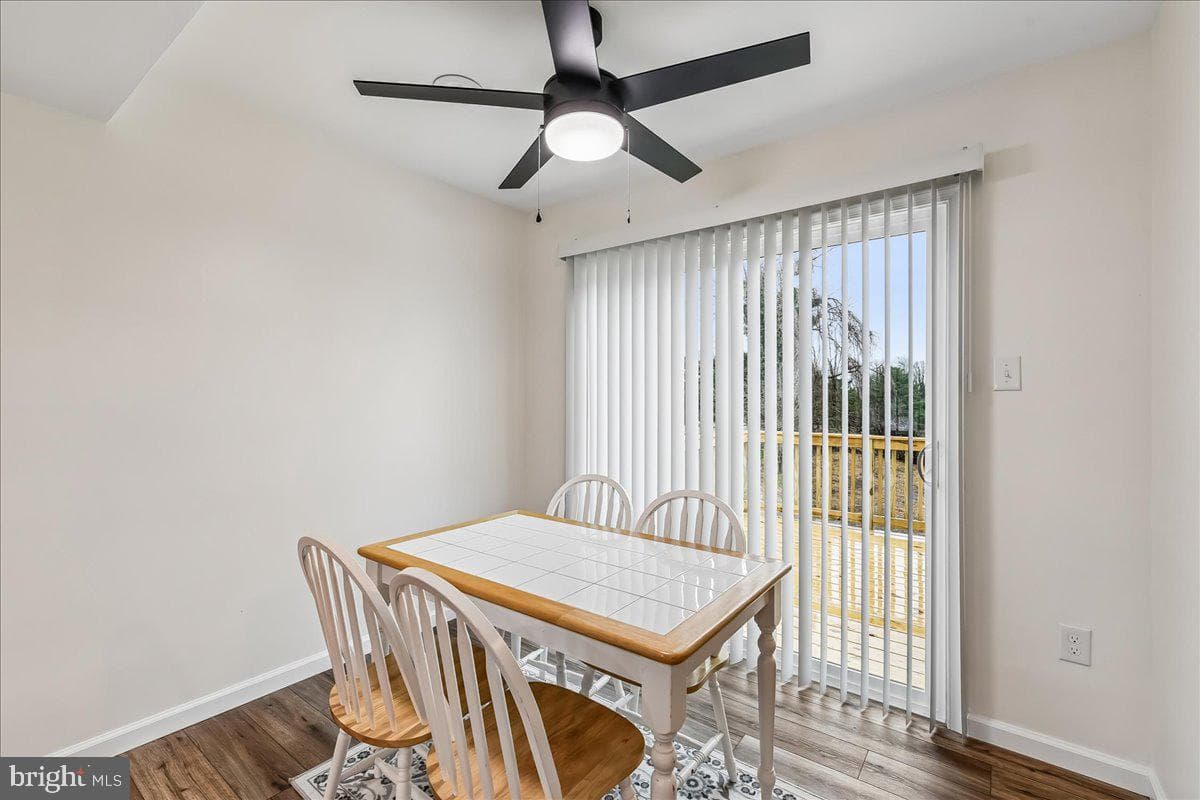 327 Walton Avenue photo 10