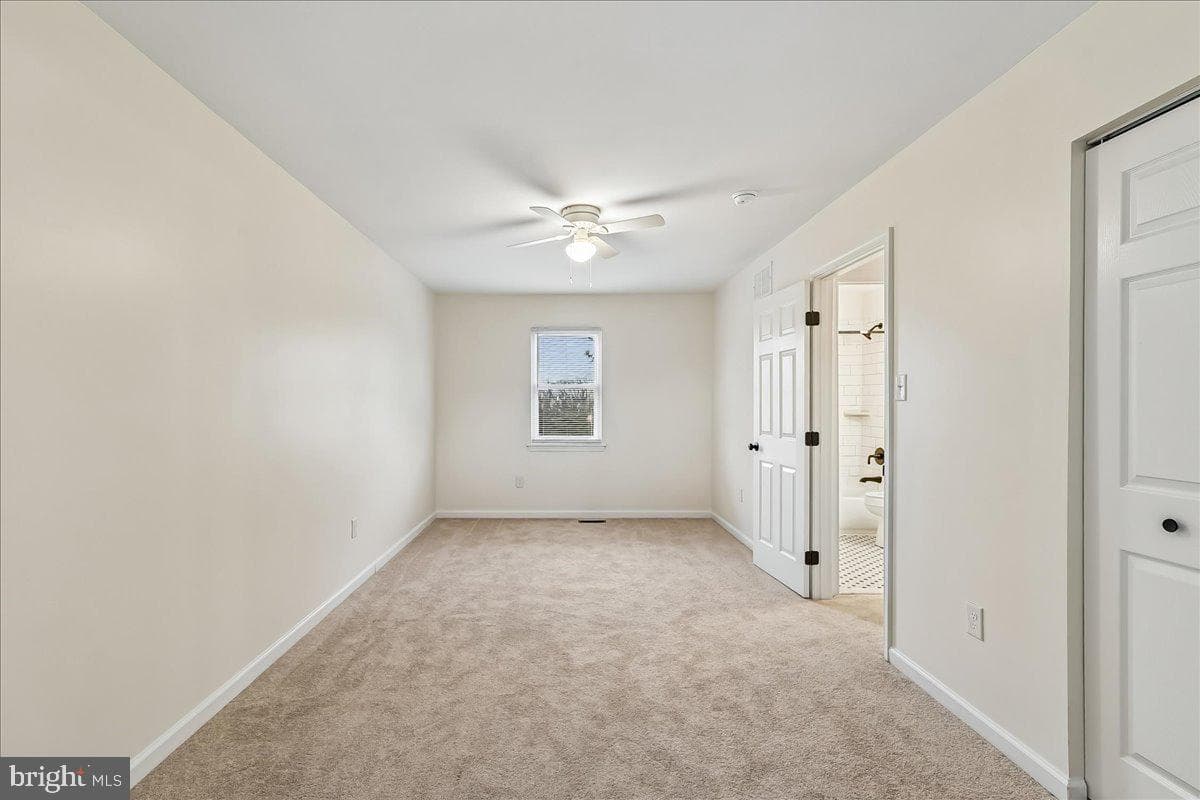 327 Walton Avenue photo 20