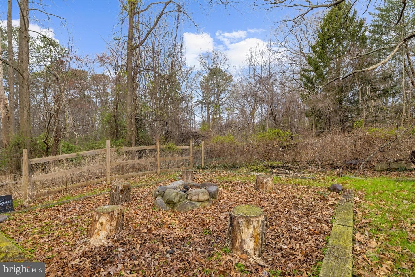 225 Obrecht Road photo 50