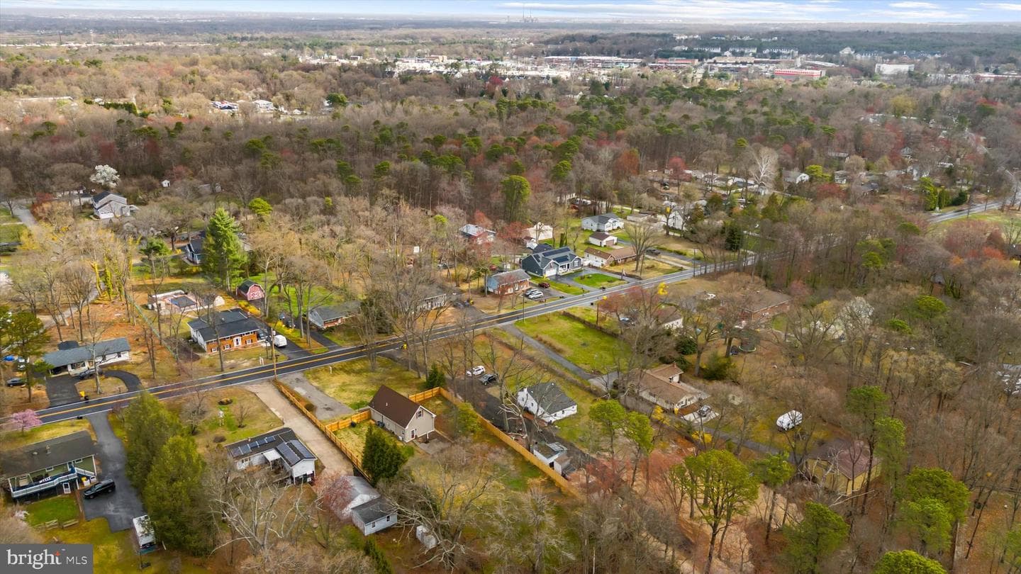 225 Obrecht Road photo 60