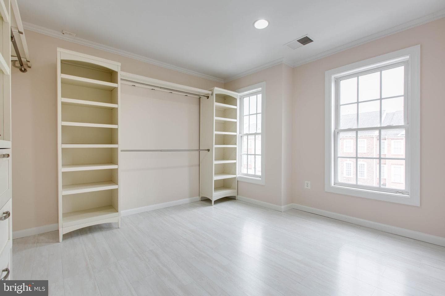 1518 Hurley Court photo 32