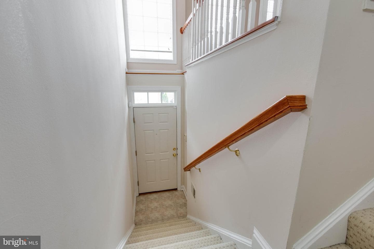 1518 Hurley Court photo 4