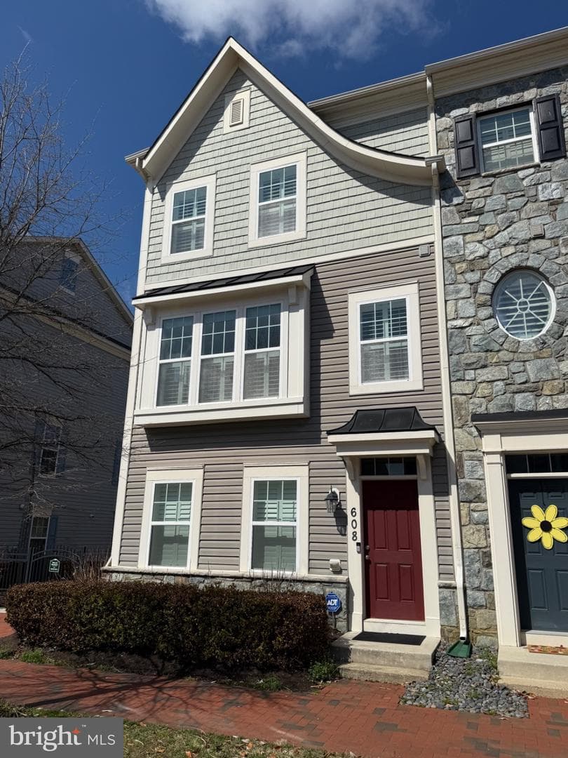 608 S Cherry Grove Avenue, Annapolis