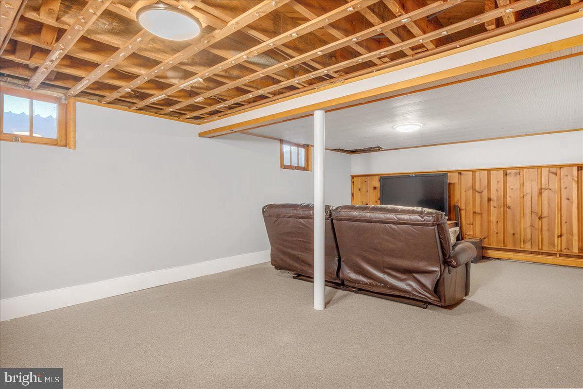 8466 Greenway photo 27