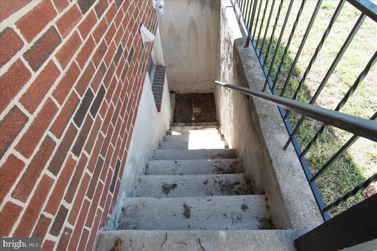 8466 Greenway photo 34