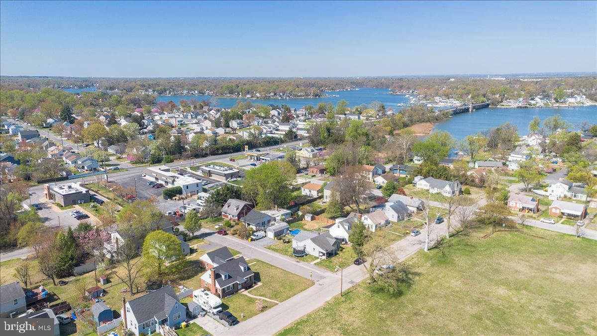 8466 Greenway photo 45