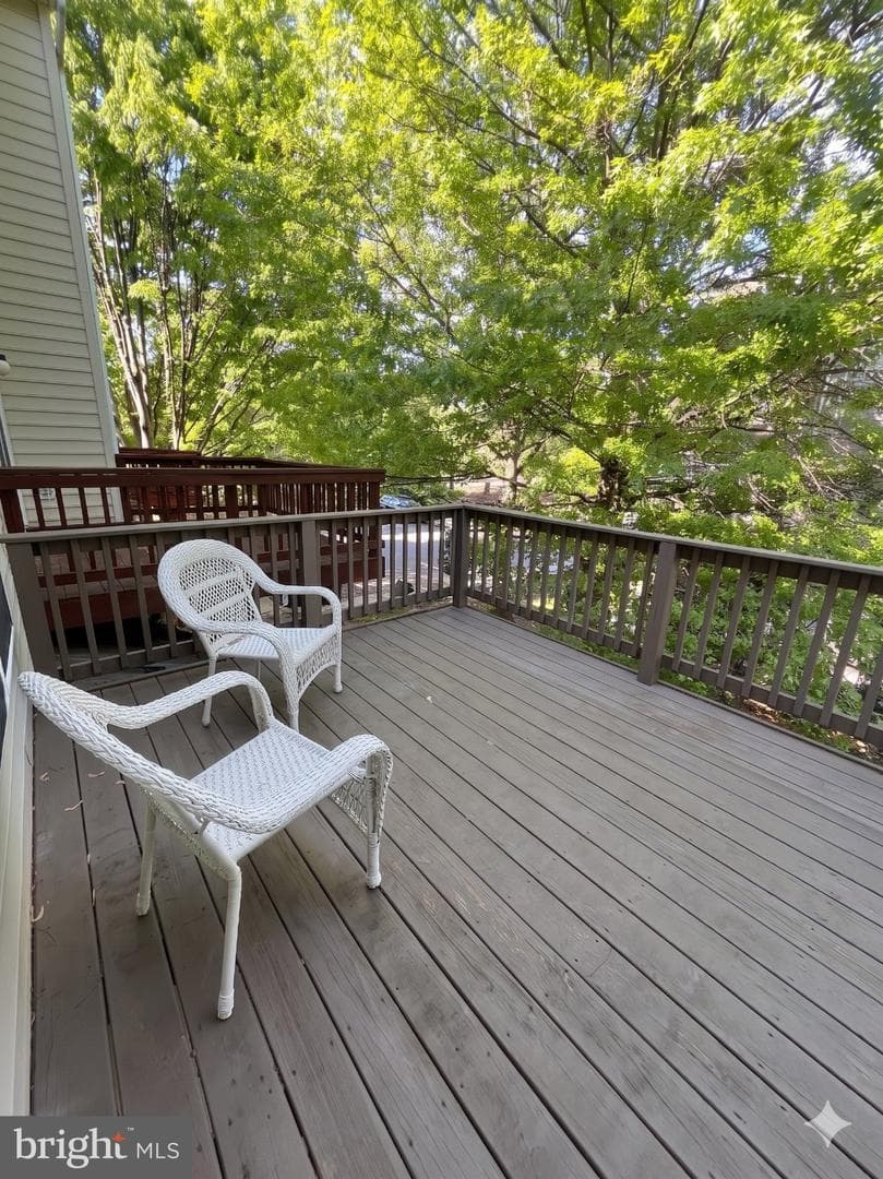 68 Harbour Heights Drive photo 16